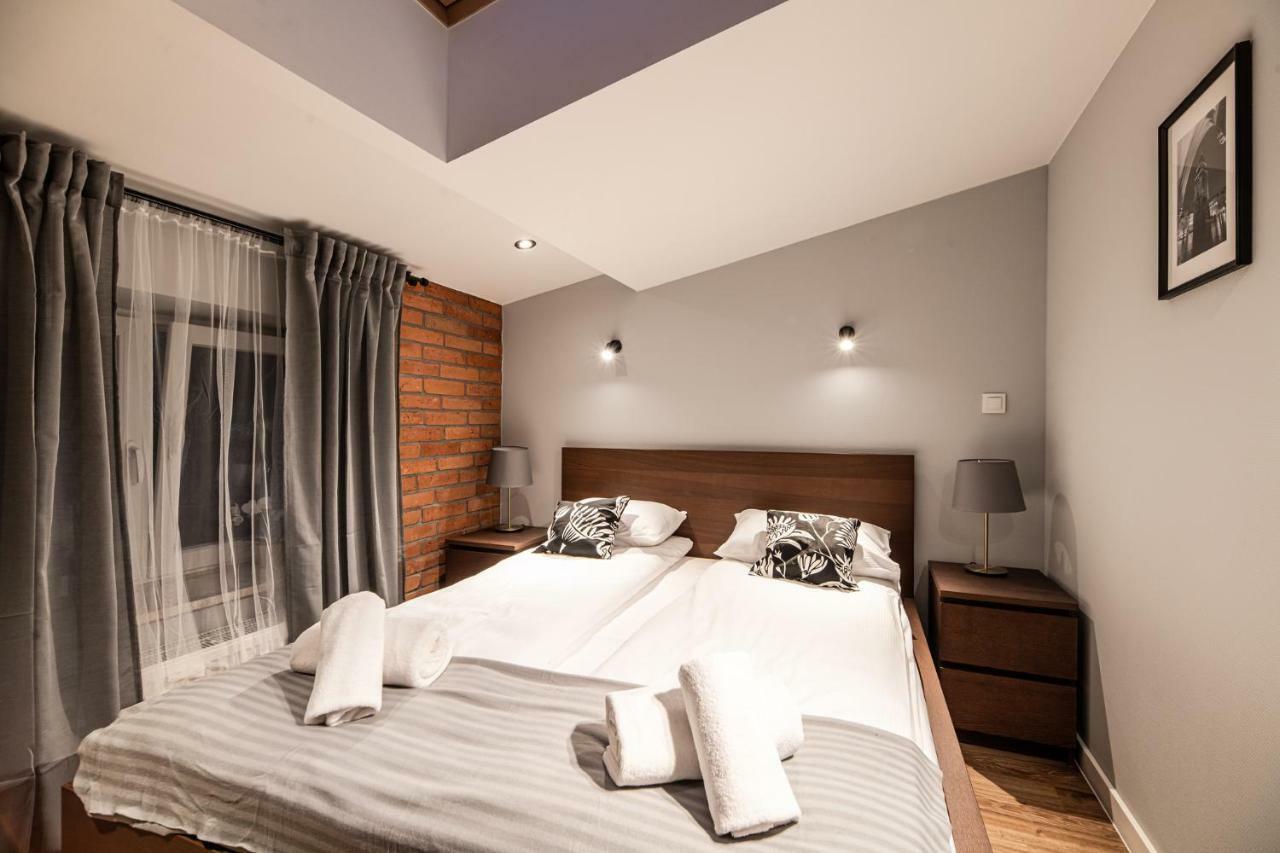 Lubomirskiego 23 Residence - Great Location, 10 Min To Main Square By Foot, Right Next To Main Rail And Bus Station Cracovie Extérieur photo