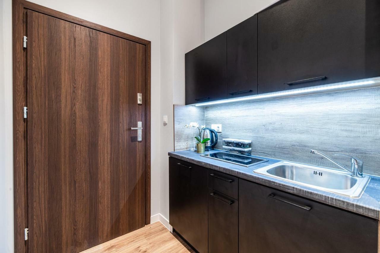 Lubomirskiego 23 Residence - Great Location, 10 Min To Main Square By Foot, Right Next To Main Rail And Bus Station Cracovie Extérieur photo