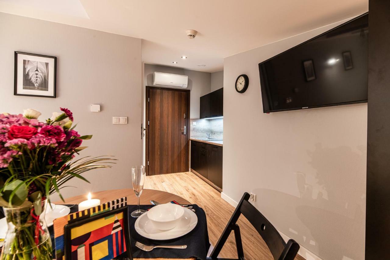Lubomirskiego 23 Residence - Great Location, 10 Min To Main Square By Foot, Right Next To Main Rail And Bus Station Cracovie Extérieur photo