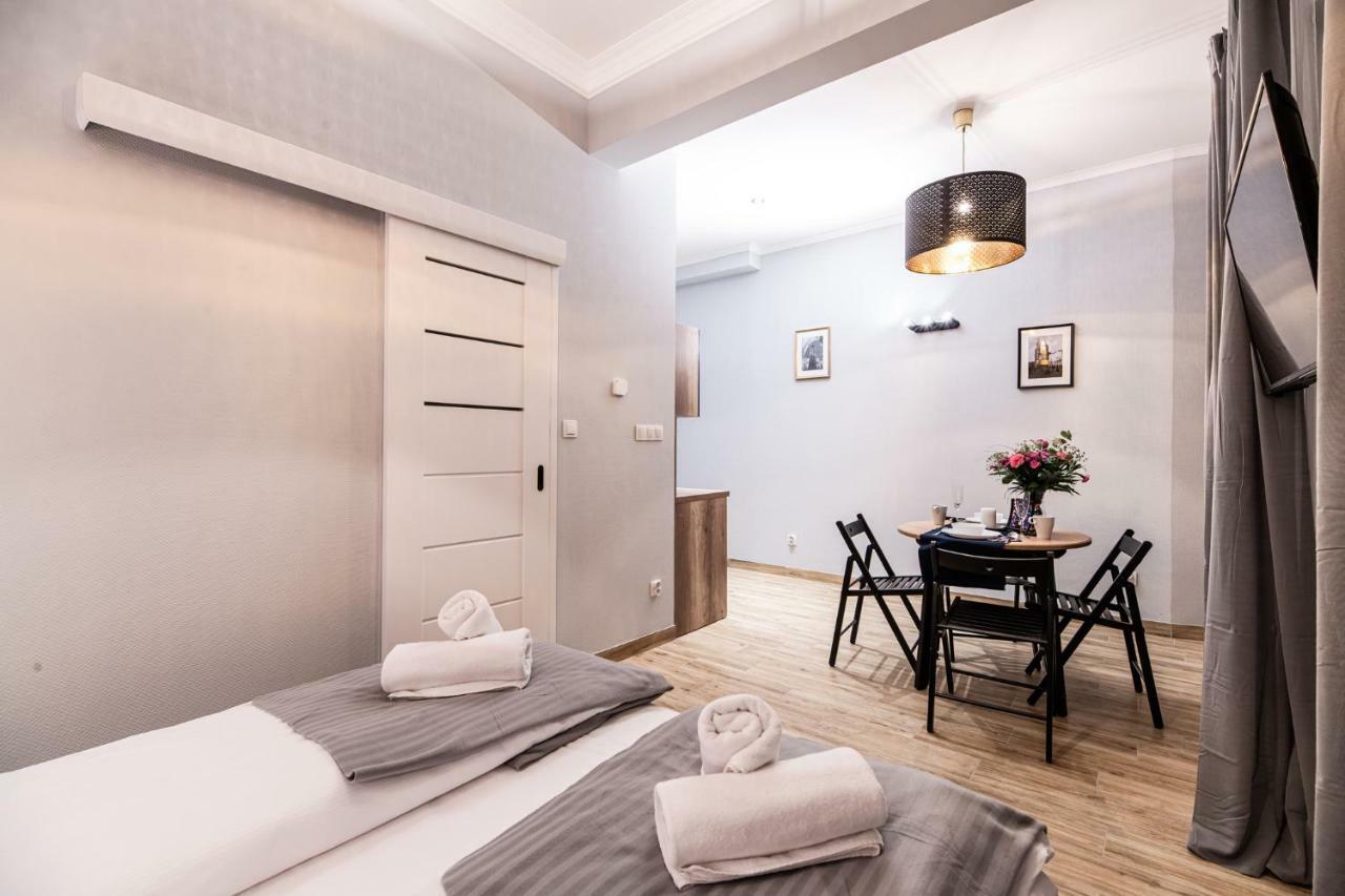 Lubomirskiego 23 Residence - Great Location, 10 Min To Main Square By Foot, Right Next To Main Rail And Bus Station Cracovie Extérieur photo